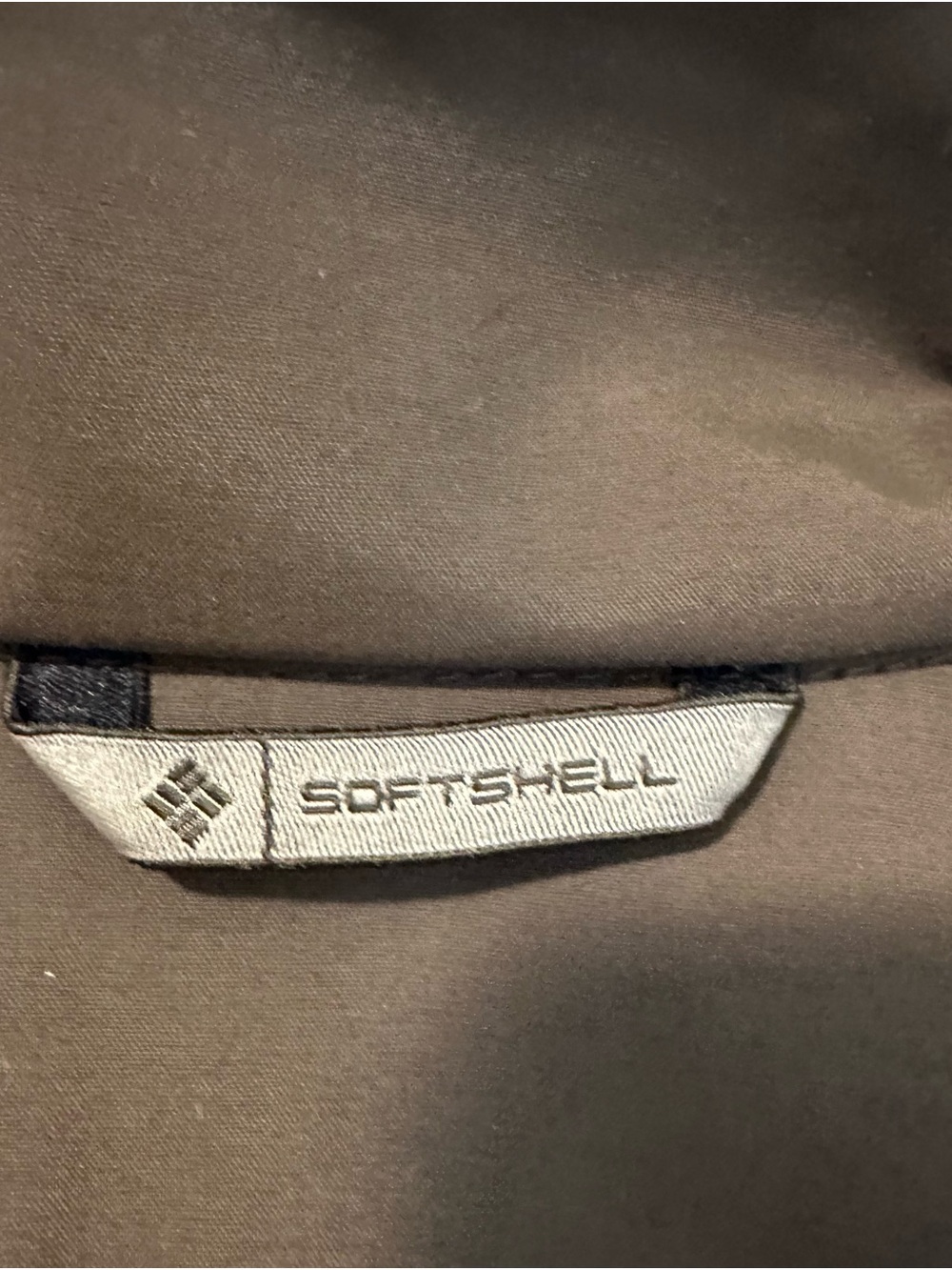 Columbia Brown Performance Softshell Jacket - Picture 5 of 9